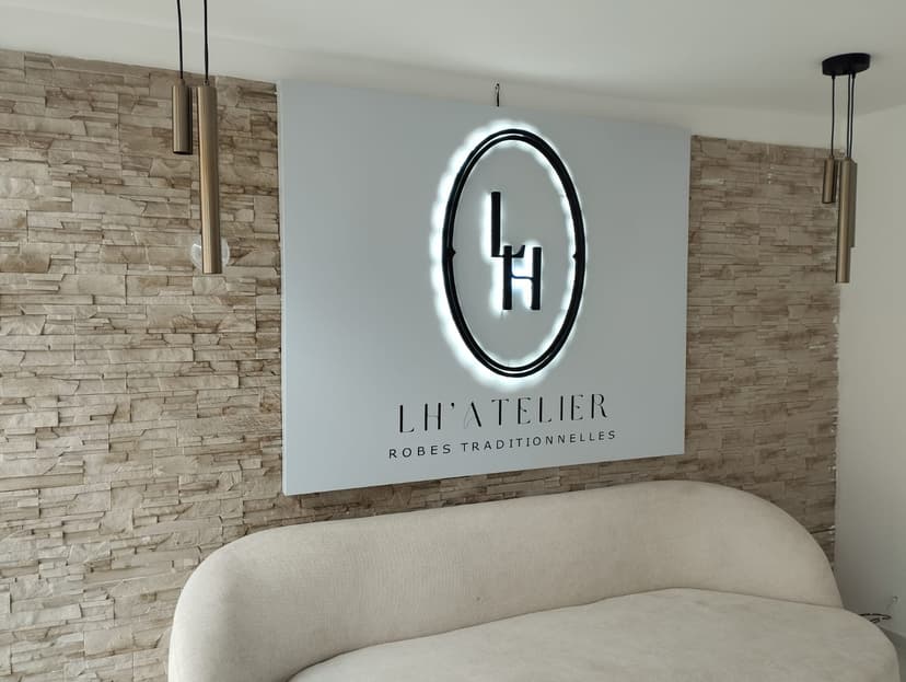 Photo de la réalisation : Enseigne Intérieure 'L'Atelier'